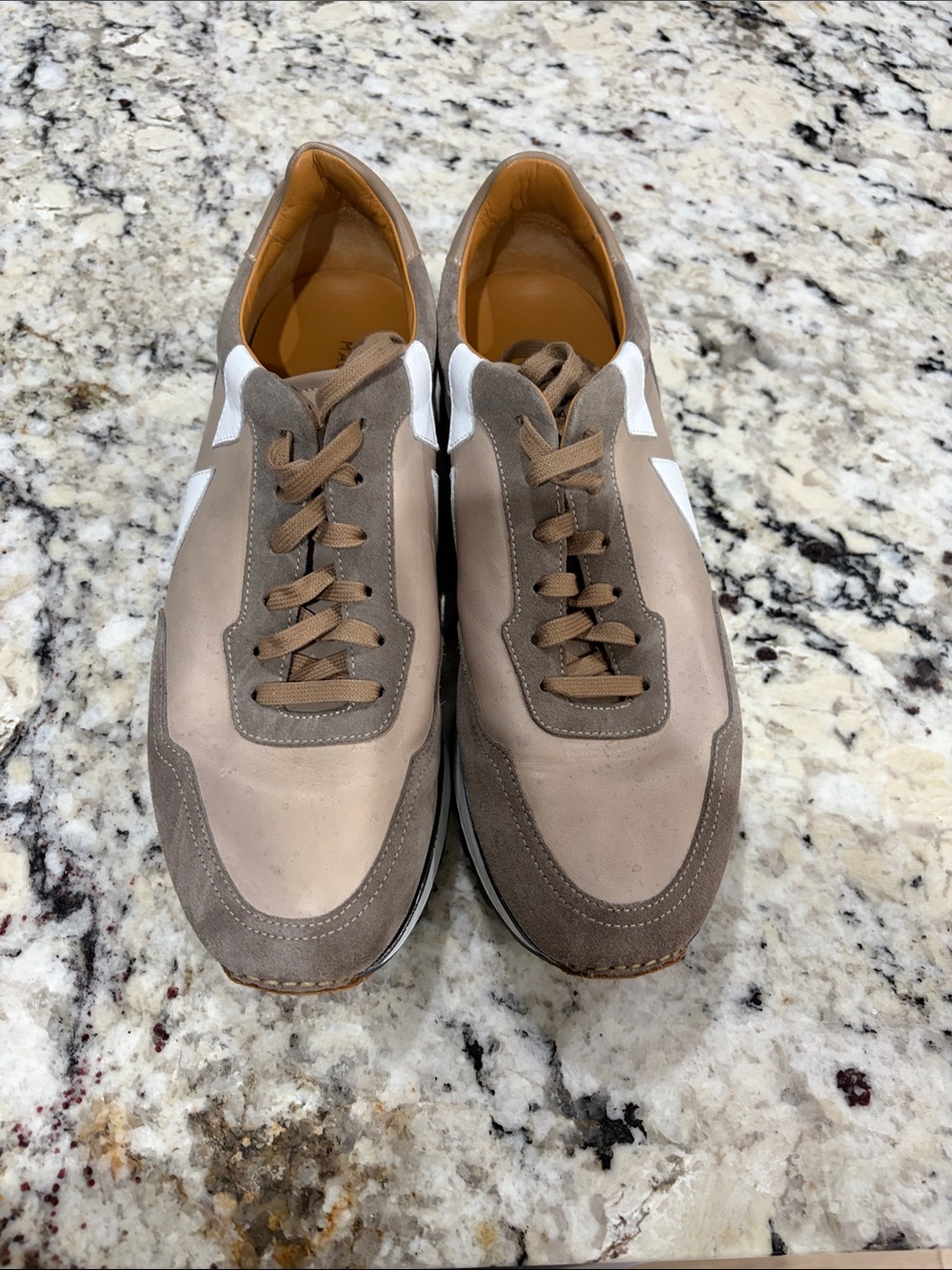 Magnanni Men’s Sz10.5 Taupe & White Suede Leather Sneakers